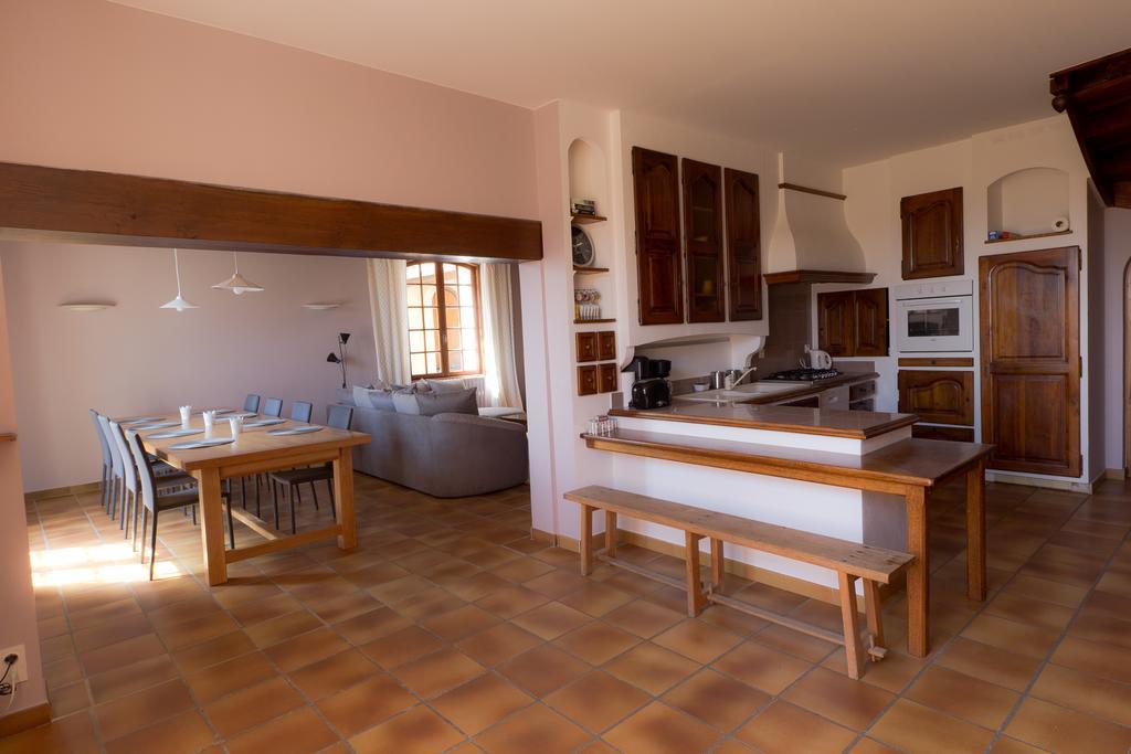 Clos Du Pere Clement Visan Buitenkant foto